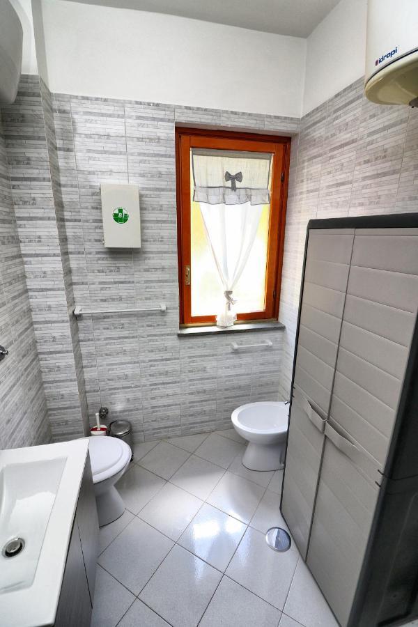 Casa Conny Lägenhet Piano di Sorrento Exteriör bild